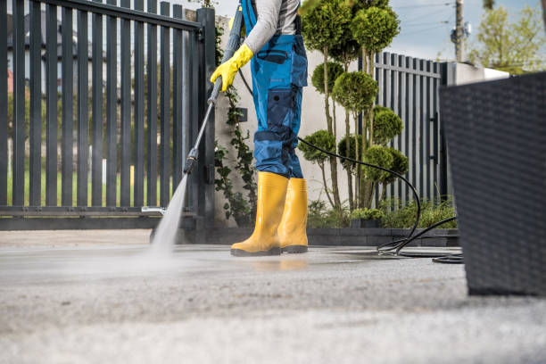Best Pool Deck Cleaning  in Princeton Meadows, NJ